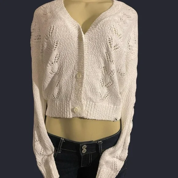 Abercrombie - Picture 1 of 6